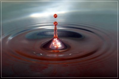 comp_Wassertropfen Rot 001.jpg