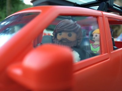 playmobil-auto.jpg