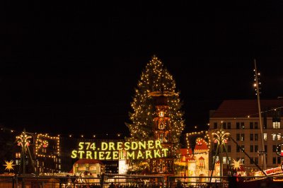 Striezelmarkt 2008.jpg