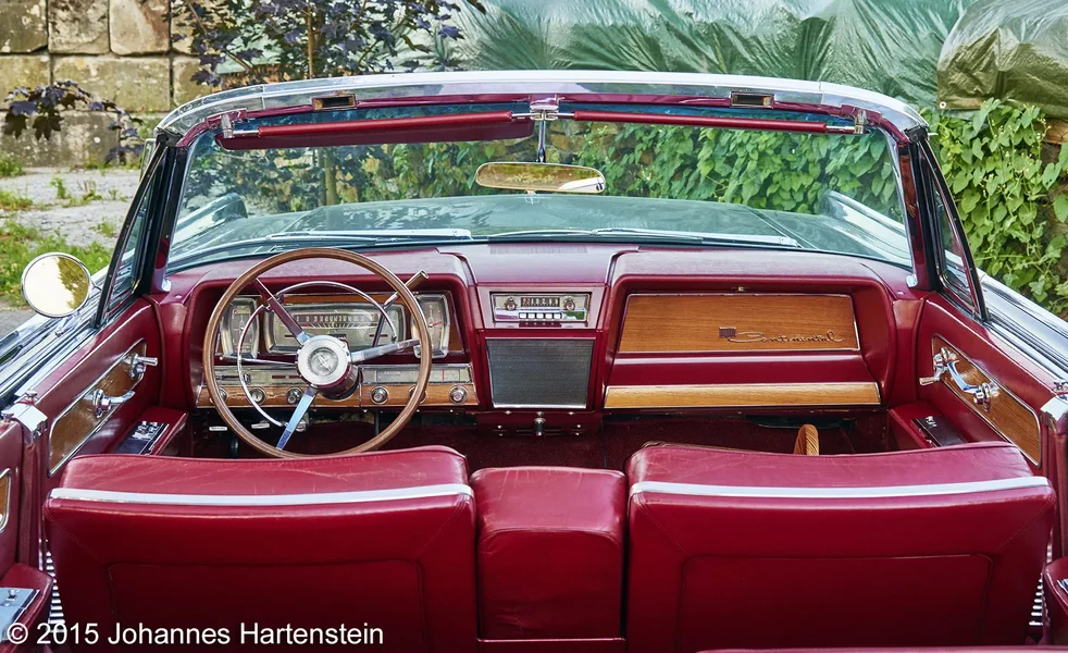 2015-08 Lincoln Continental #04.webp
