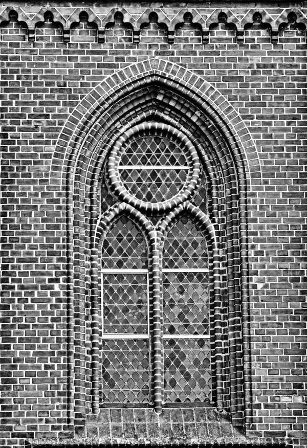Fenster 002 A58_100200 SW BWP.webp