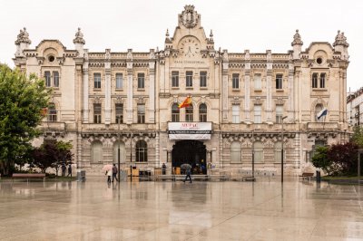 UML_9749.jpg UML_9749.jpg