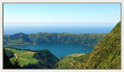 35 21 299 Lagoa Azul.JPG