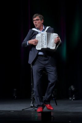 2018-06-02-12-12-43_0004_Flurin Caviezel.jpg