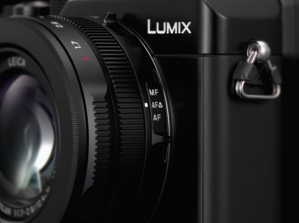 031-FY2018-Panasonic-LUMIX LX100 II-produktbild-focus-switch.jpg