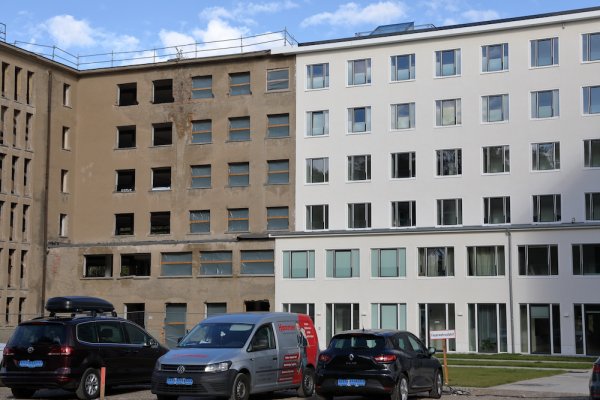 5CD27372.JPG 5CD27372.JPG