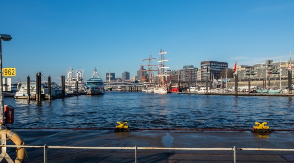 Hamburg 2019_031_2.jpg Hamburg 2019_031_2.jpg