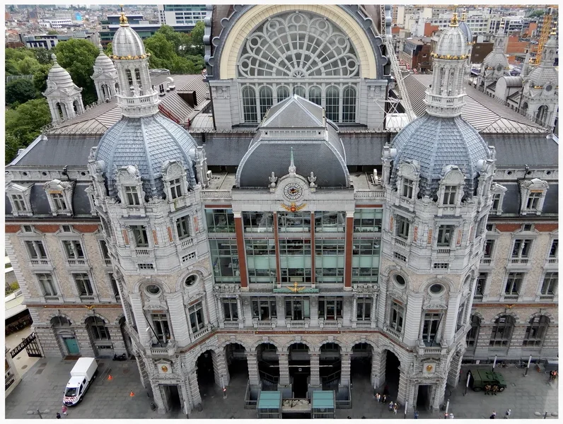 889 Antwerpen klein.webp