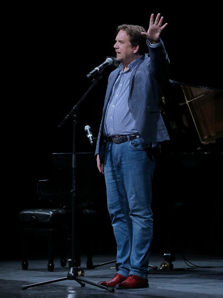 2019-03-19-21-54-00.jpg