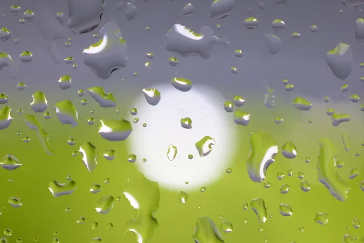 RaindripswindowSunafterrainCLLMac60FINFINFINOPTIMAL_719x480.webp