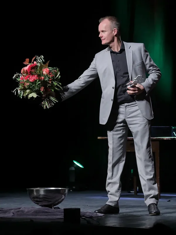 2019-05-15-23-10-52.webp