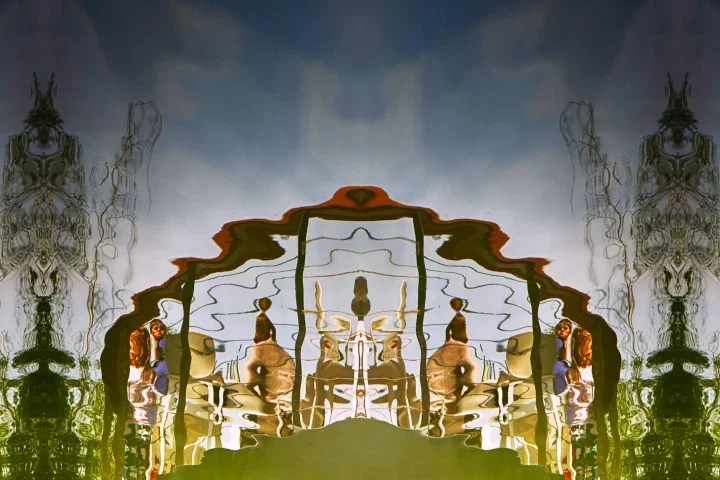 ReflexionimUniTeich#2SL2490FINFANTASYPARKSCENEENDVERSIONFINBASISGLEICH_720x480.webp