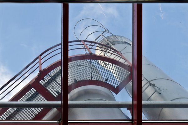 ORFBlicidurchFensternObenSL2ENDVERSIONAUTOFIN_720x480.jpg