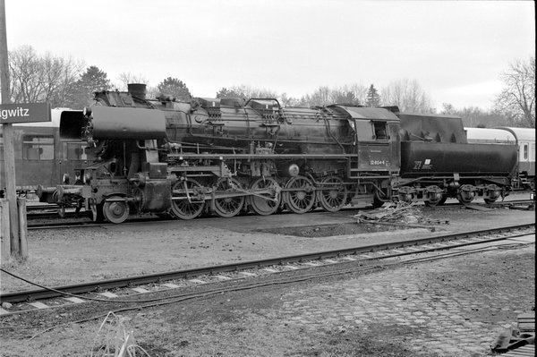 2020-07-05_KODAK_BW400_NCDR_54_8154-8_ANHEIZEN_04.jpg 2020-07-05_KODAK_BW400_NCDR_54_8154-8_ANHEIZEN_04.jpg