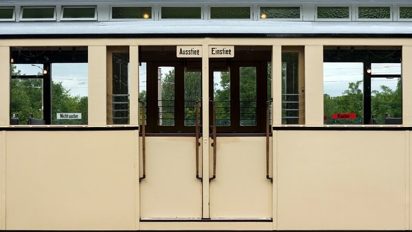 00000070-2015-06-25  LVB  1464 mit 2012.jpg