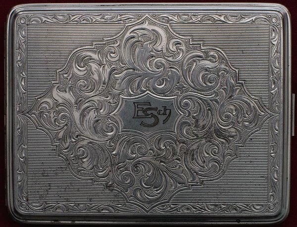 2020-07-25_ZIGARETTENETUI_8270535.jpg 2020-07-25_ZIGARETTENETUI_8270535.jpg