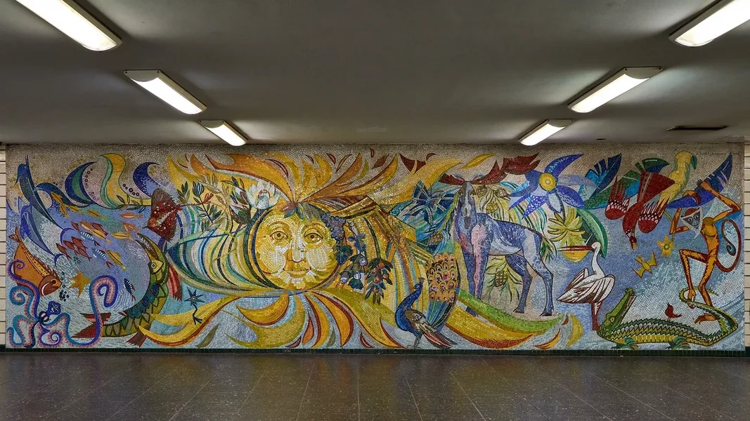 0001._S-BAHNHOF_C719371.jpg