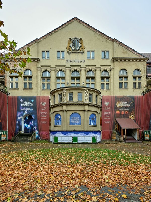 2020-10-21_STADTBAD_DSF8256.jpg 2020-10-21_STADTBAD_DSF8256.jpg