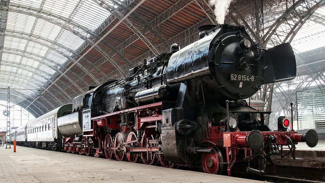 2013-05-19_DR_52_8154-8_LE-HBF_D707481.jpg 2013-05-19_DR_52_8154-8_LE-HBF_D707481.jpg