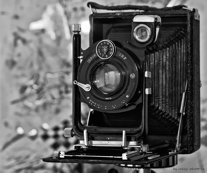 002304-2015-04-21 FOTO-TECHNIK.webp