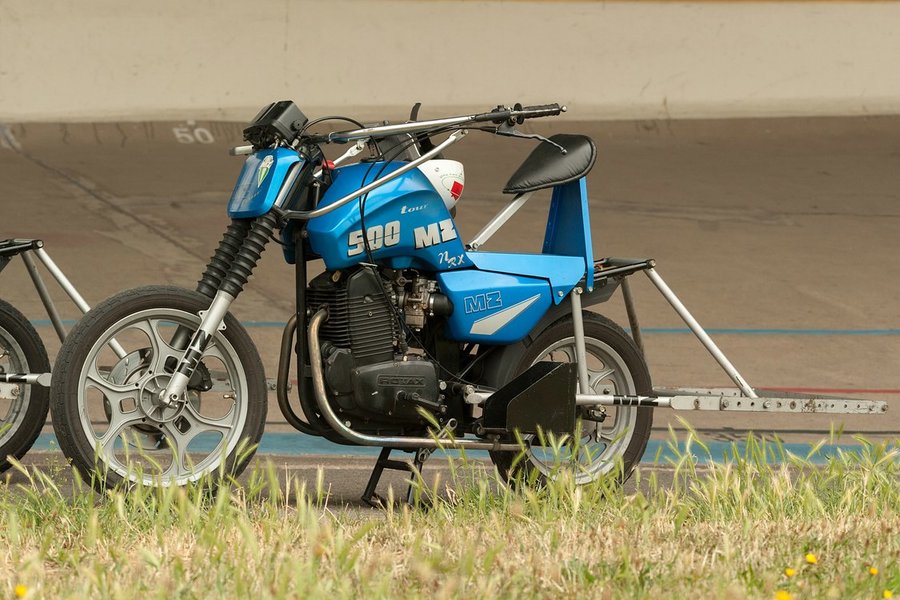 0002300_2015-06-20  STEHERRENNEN.jpg