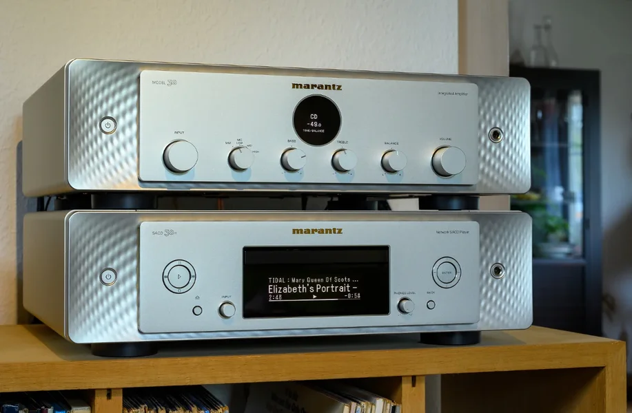 Marantz.jpg