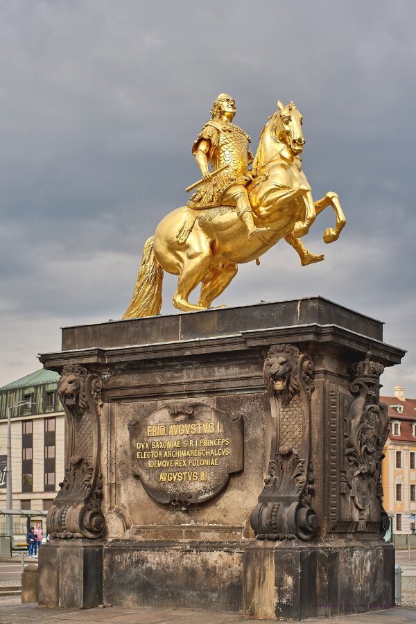 2023-05-02  OLYMPUS_55mm  MIT  50R_DSF0692.jpg