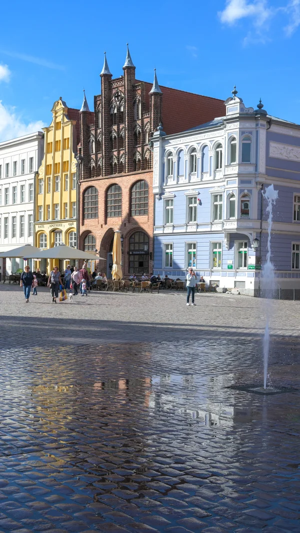 Alter Markt_am Brunnen 1_3068.jpg