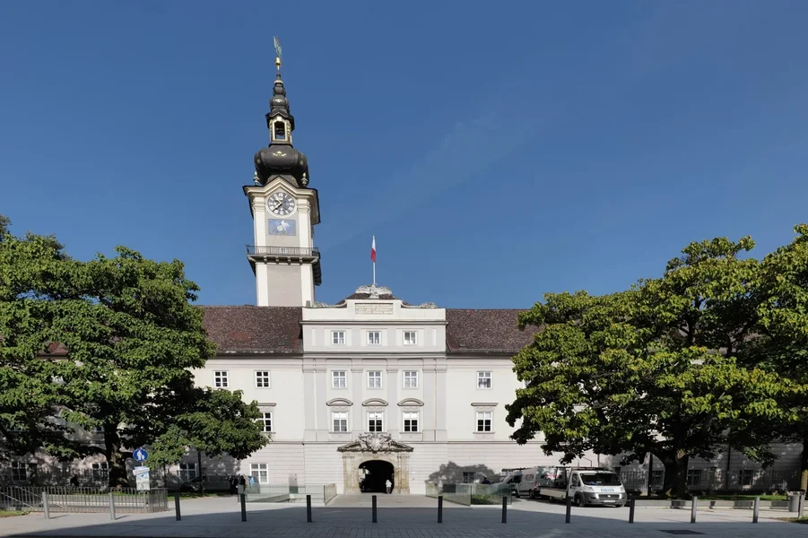 LandhausvPromenadeFINFINFINSL2Pana1635_1500x999.webp
