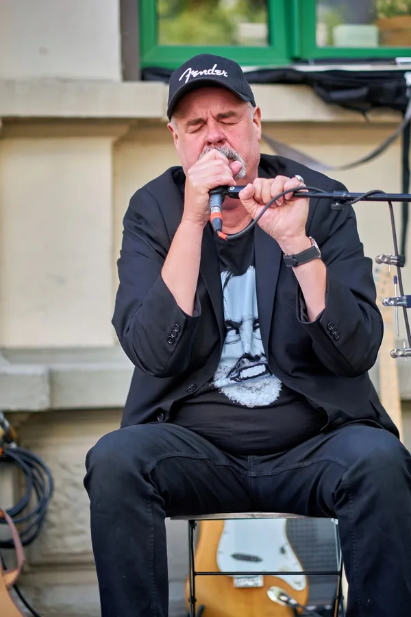 2023-06-17  ELSTERBLUESBAND  FUJI E-X3_DSF0844_Radiant.webp