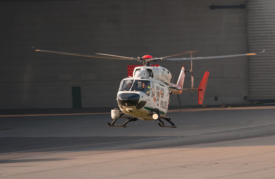 Flughafen DUS 25.09.08_0073-Verbessert-RR-Bearbeitet.jpg