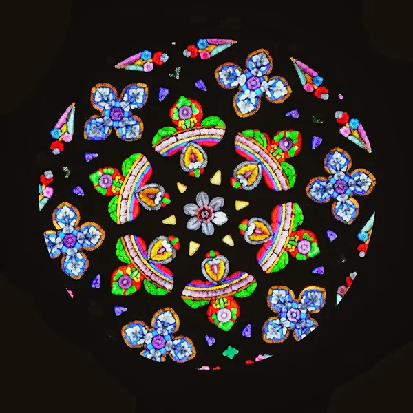 MeranNikolauskircheRosetteSOLOQUADRAT.webp
