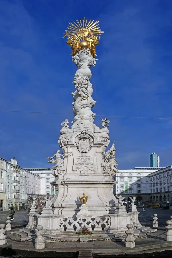 DreifaltigkeitssäuleHochformatV5.webp
