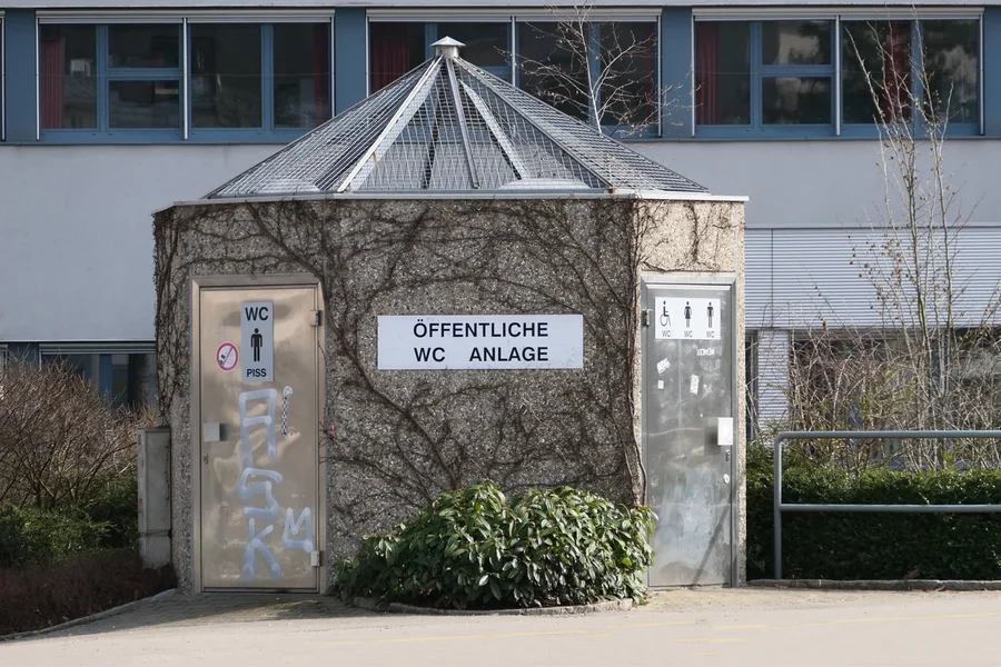 ffentlichedWCUrfahrbeiJKUV5.webp