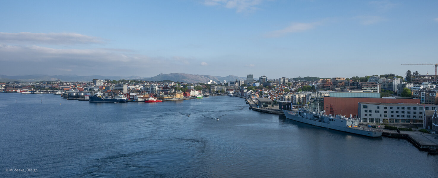 NZ8_2467a.jpg
