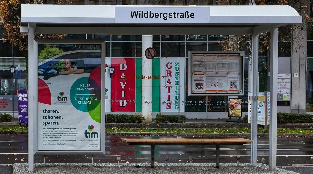StrassenbahnhaltestellemÜberdachungDLUX8.webp