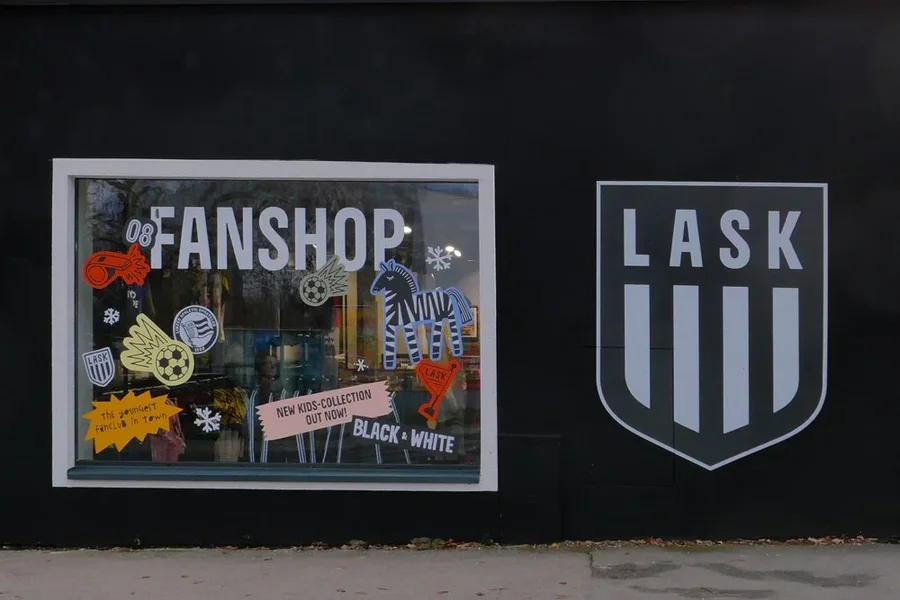 LASKFANSHOPSTADIONDLUX8.webp
