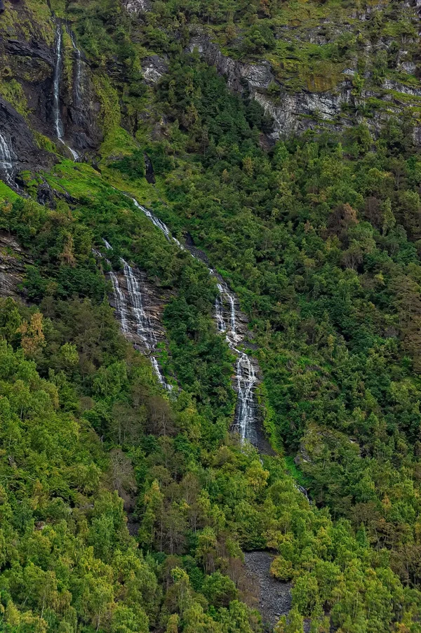 14.09.11_0067-Bearbeitet-Bearbeitet.webp