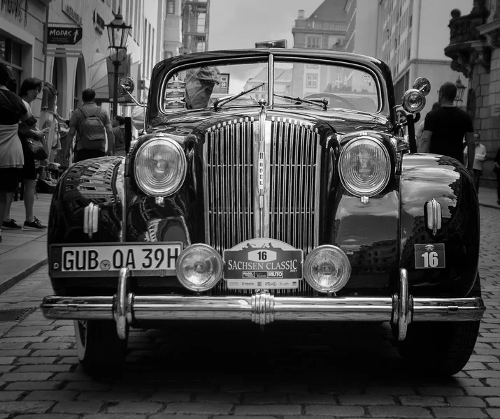 Alter Opel.webp