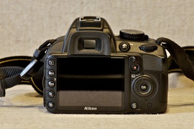 Nikon_D3100_02.jpg