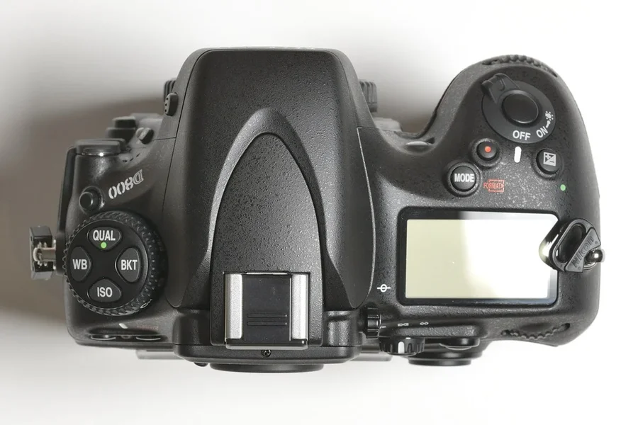 D800 top.webp D800 top.webp