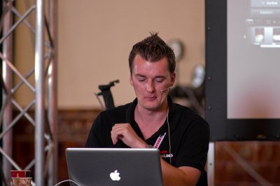 K_5_3435_200_mm_ISO_6400_1-250_Sek._bei_ƒ_-_2,8.jpg