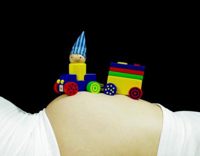 Bauch mit Zug kleiner.jpg