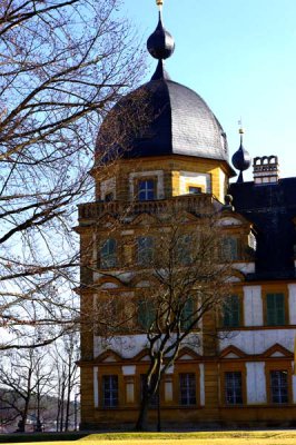 Schloss Seehof 2.jpg