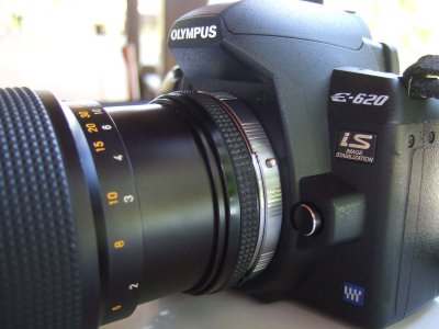 Olympus_620_Contax_Zeiss_80_200_adapter_seite.jpg Olympus_620_Contax_Zeiss_80_200_adapter_seite.jpg