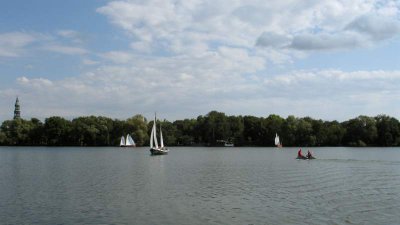 05_Kutter auf dem Schwanenteich.jpg