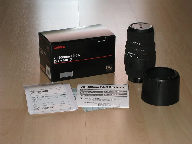 sigma_70-300_DG_Makro.webp