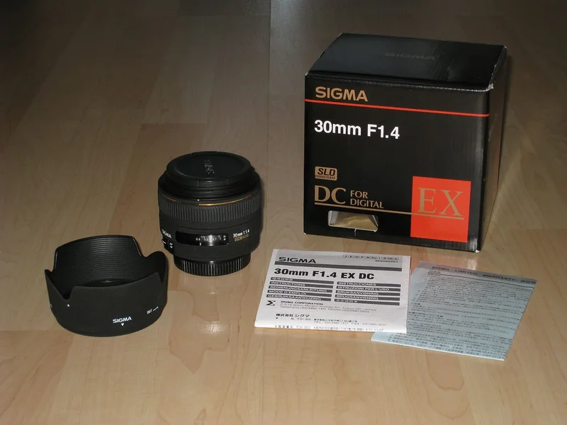 sigma_30mm_14.webp