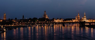 Dresden bei Nacht.jpg Dresden bei Nacht.jpg