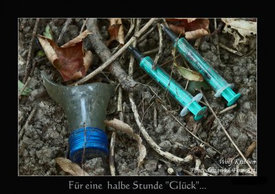 (c)_Kribben_Photodesign_Drogen-Symbolik_1-800.jpg